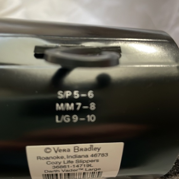 Vera Bradley Star Wars Cozy Life Slippers Size Large NWT - Picture 7 of 8